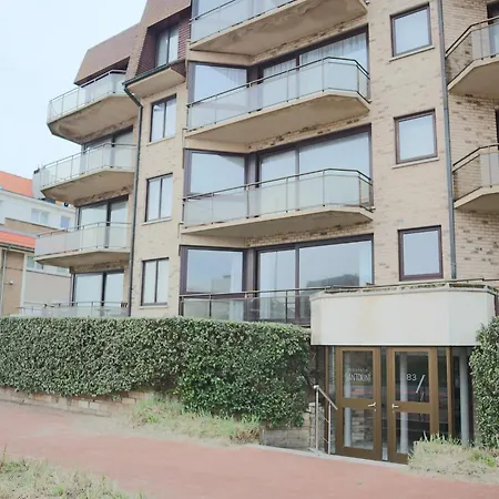 Bright & Airy Seaside Stay, Cleaning Included * 코크시데